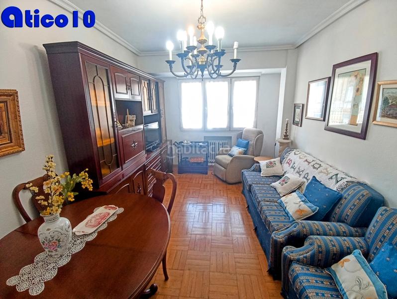 Foto f53448e9-21a8-48f7-bd42-a4de3d9f893a. Appartement dans avenida cristo de las cadenas 9 dans Oviedo