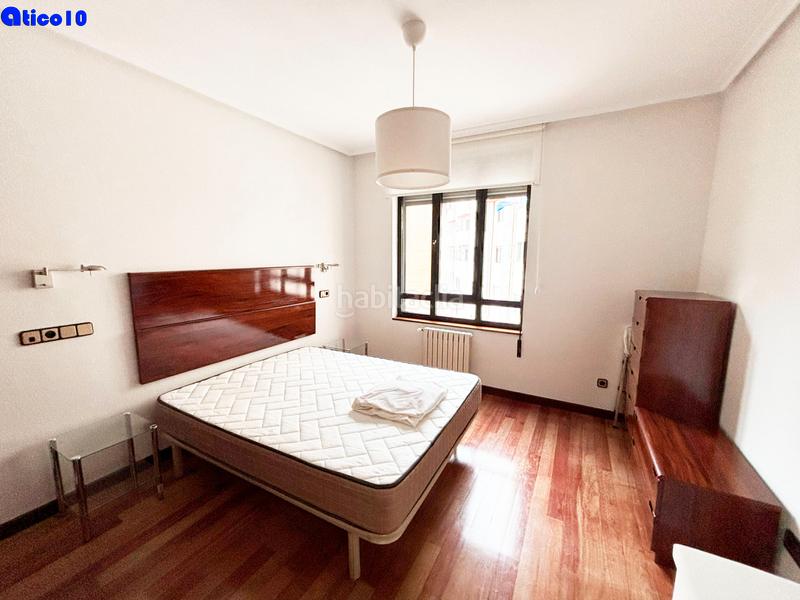 Foto 06478794-6121-4cb4-83f5-e2eb49c3dc37. Miete appartement in calle de la independencia 5 in Oviedo