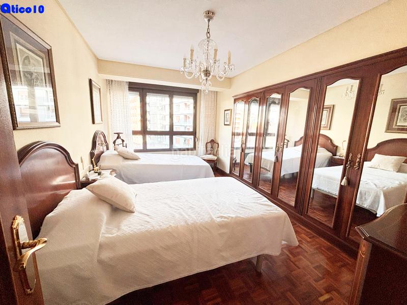 Foto 0e426a38-474b-49ba-915c-a505bdda6427. Flat in plaza del carbayón 6 in Salesas - Foncalada - Campoamor Oviedo