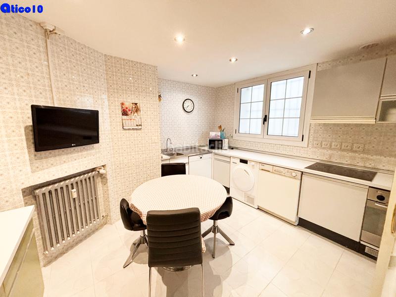 Foto f6593014-cf17-41ec-ad3d-9ce6a7960783. Flat in plaza del carbayón 6 in Salesas - Foncalada - Campoamor Oviedo