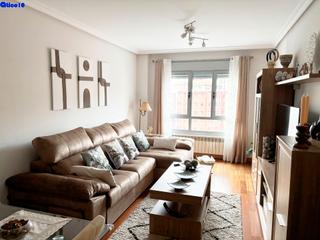 Location Appartement  Plaza de la puerta de europa 6. Alquiler piso dos dormitorios plaza puerta europa