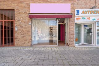 Rent Business premise in Plaza david martín 2. Local comercial en alquiler en la plaza david martin nº 2 de pin