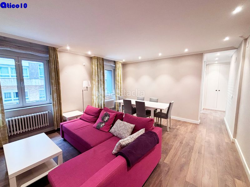 Foto b716de42-60d0-4daf-abcf-c4872562147e. Pis amb calefacció a Fontán Oviedo