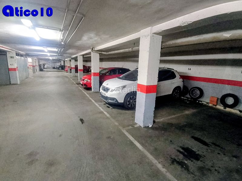Foto e74ca3c5-28f1-46cf-b81e-55da07fda77a. Aparcament cotxe a calle santa isabel 24 a Lugones Siero