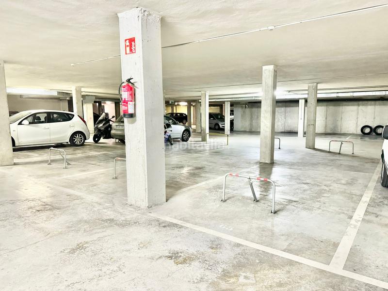 Foto 8d302bc0-8a75-45fc-8870-3997ee74b971. Parking voiture dans Zabalgana Vitoria - Gasteiz