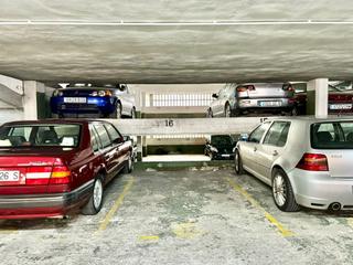 Parking coche  Eulogio serdan kalea