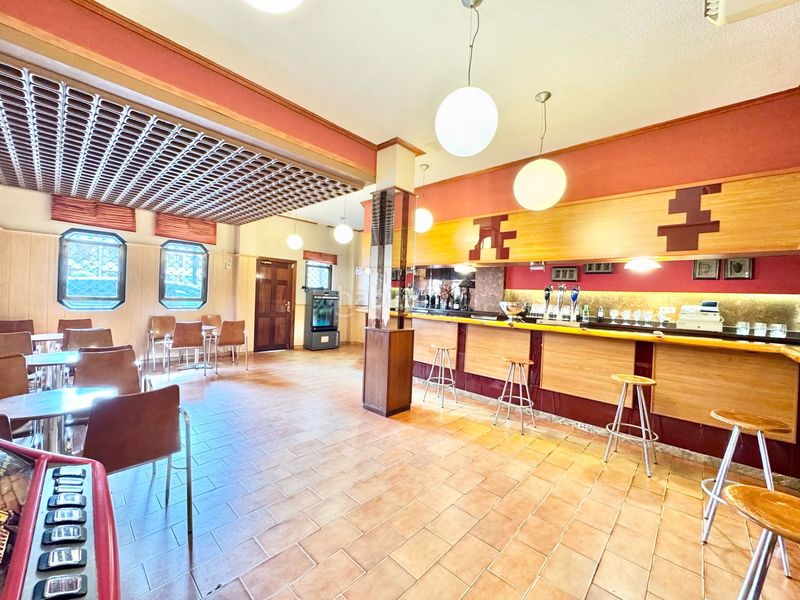 Foto f9d68168-b550-4a5f-b7fc-502878ddd455. Local comercial a Labastida