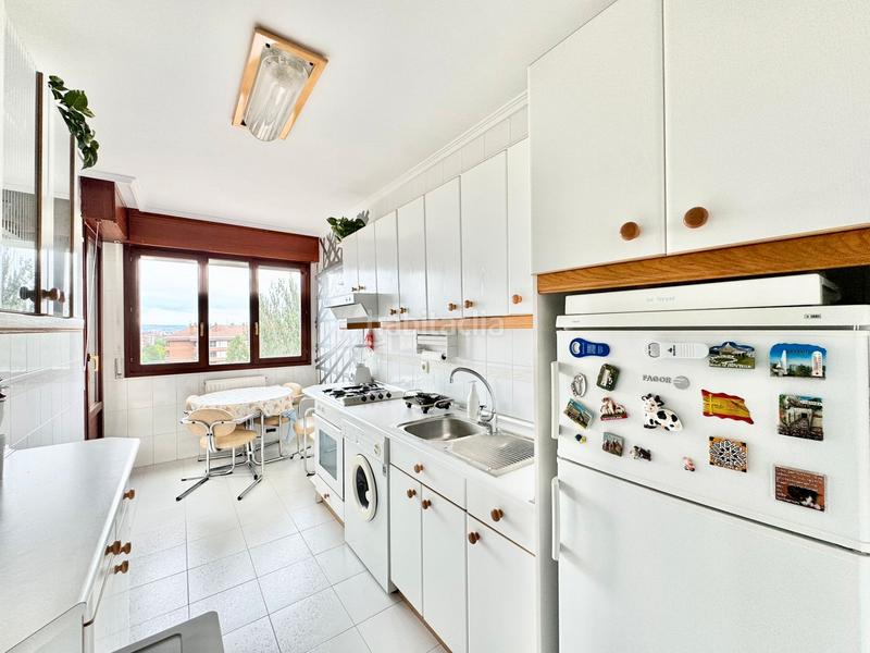 Foto 68dc979f-dbd2-46f2-b3f8-46856f47c525. Appartamento con parcheggio in Ariznabarra Vitoria - Gasteiz