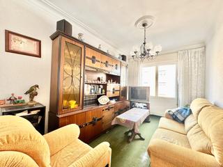 Etagenwohnung in Coronación de la virgen blanca kalea 14