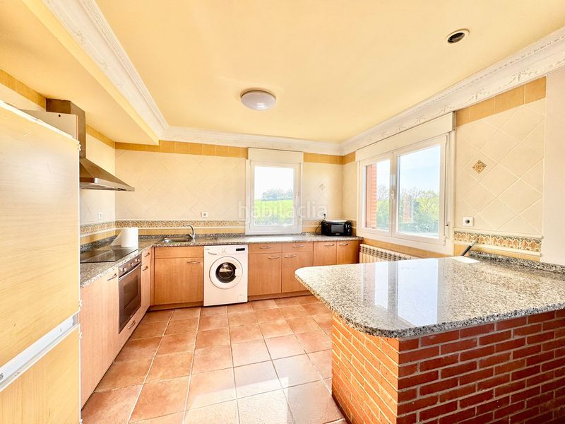 Foto 417e2299-8392-401a-adea-e976cfc52f74. Chalet en Ribera Baja / Erriberabeitia