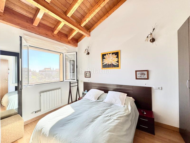 Foto b97aec77-33b2-4e8c-94cd-ca3660428aa9. Casa adossada amb aparcament a Anguciana