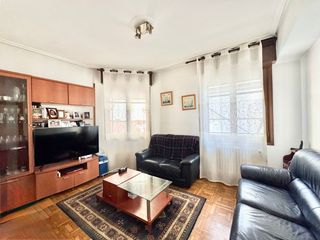 Pis  Eskola kalea