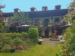 Casa  Bricia. Casona asturiana del siglo xviii.