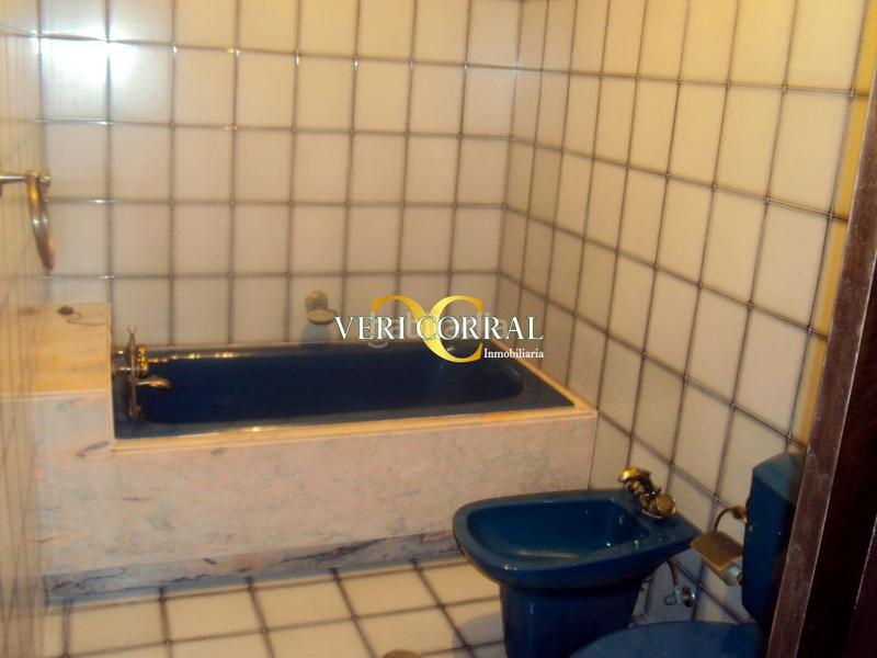 Foto e718daf6-eb93-43a3-8097-25c837342842. Chalet avec chauffage parking piscine dans Cabueñes Gijón