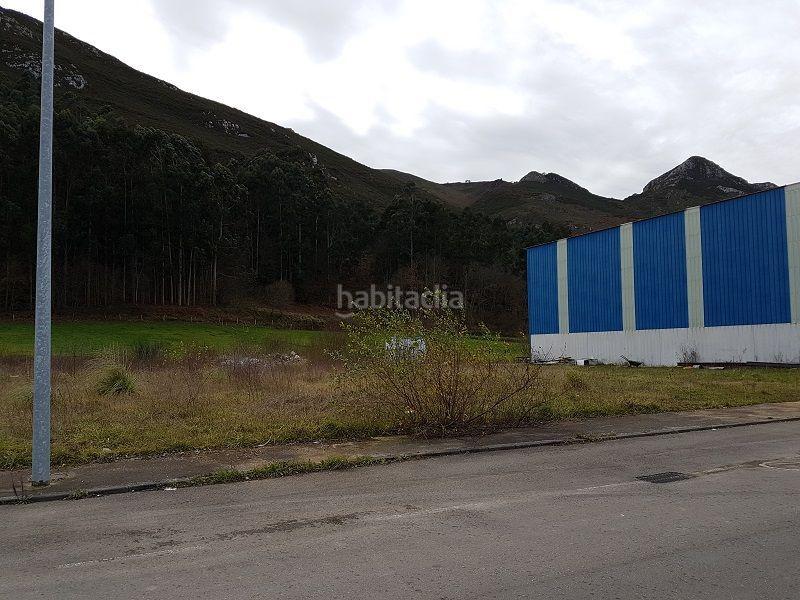 Foto 3f852c6c-4d3c-4f5f-8332-a9ff737d5616. Solar industrial parcela en el polígono industrial de piñeres. en Llanes