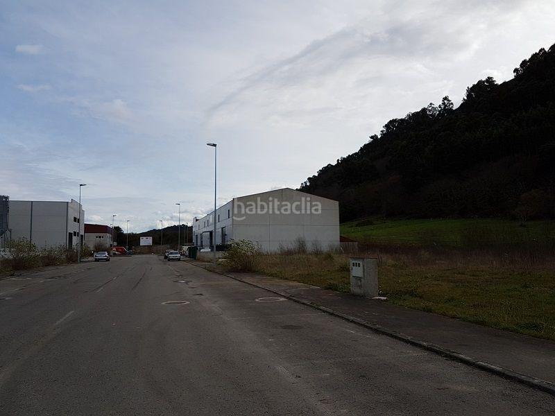 Foto f1c40332-2604-4e1d-b315-96a43defb397. Solar industrial parcela en el polígono industrial de piñeres. en Llanes