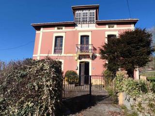 Casa  La goleta. Gran casona de 1909, infiesto.
