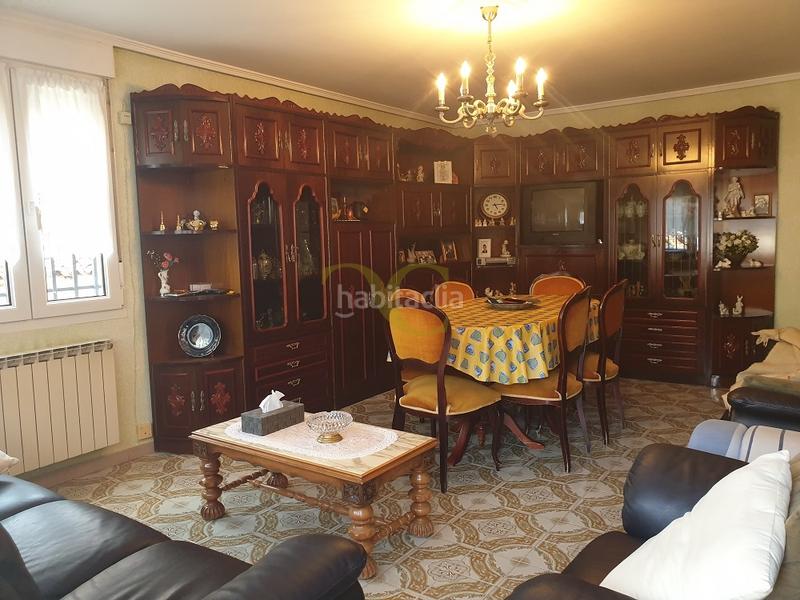 Foto 7137f215-c121-4381-a931-a8f449b4e80c. House with heating parking in Cabrales