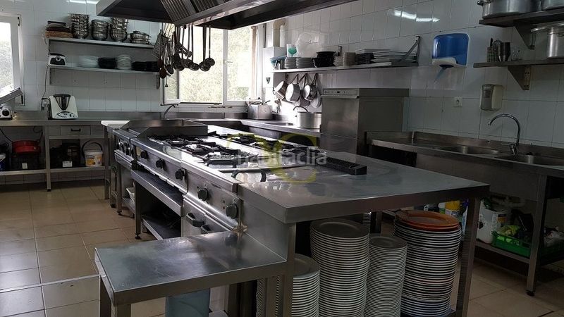 Foto 0ed7664d-b948-4acc-87ec-eb6afa11f6bc. Local comercial a Cabrales
