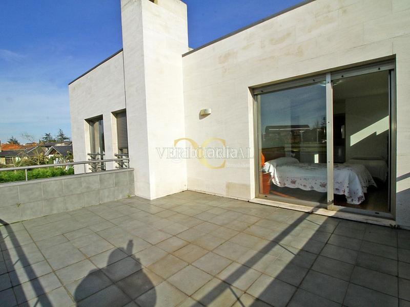 Foto 4308b5b2-421a-4189-94b4-907d6a9bea0c. Chalet magnífico chalet en Somió. en Somió Gijón
