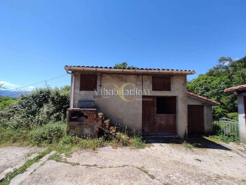 Foto de318138-5cda-4550-b5d0-8bb0aa65254c. Casa amb aparcament a Parres