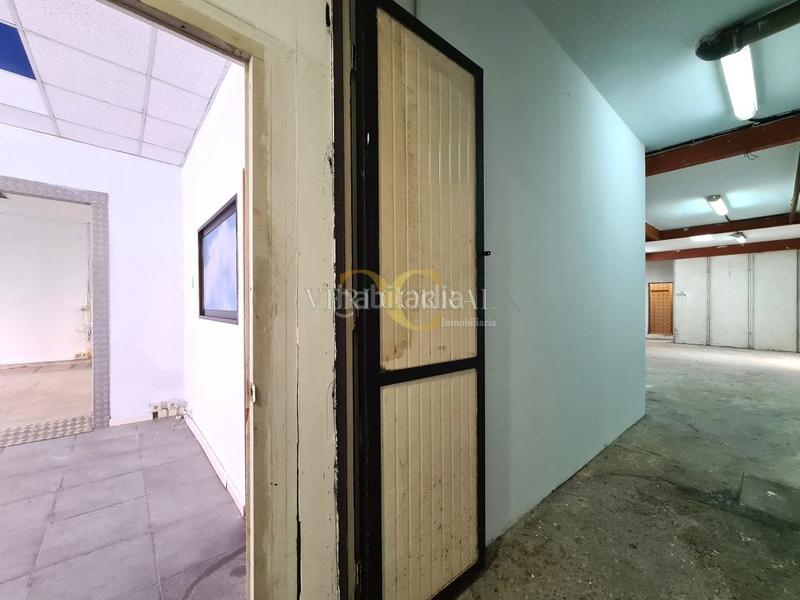 Foto ed811119-3502-4323-adb5-58d4eb8e0986. Alquiler local comercial local en alquiler en Laviada. en Gijón