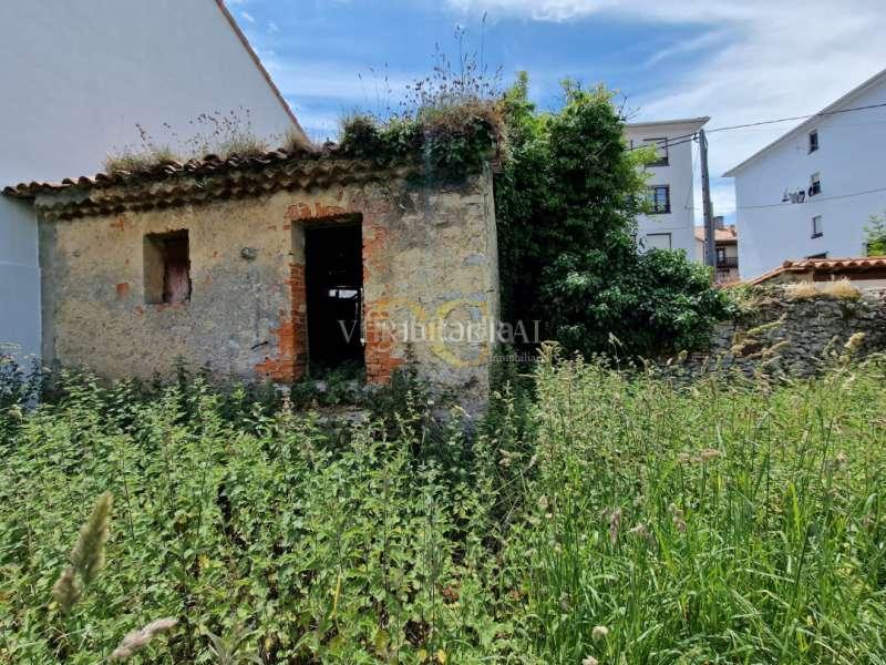 Foto f90b1efa-bf35-4ac8-a56a-545065a0a53e. Terreno residenziale in Ribadedeva