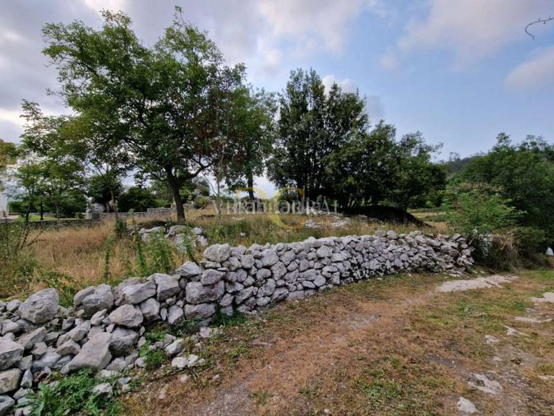 Foto 0019d3a2-c629-402a-95eb-fa3ca9bd0bc2. Terreny residencial a Llanes pueblo Llanes