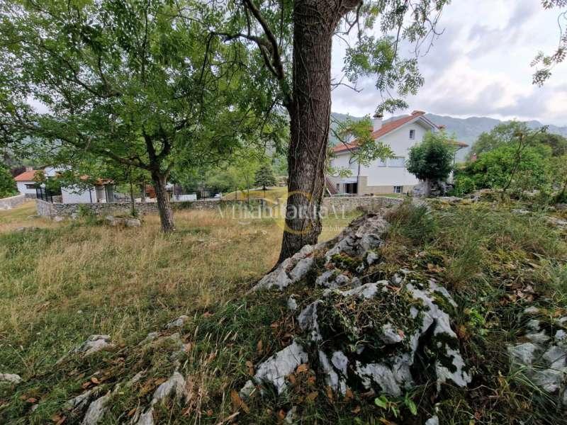 Foto 6b66d1b9-89b3-42f3-a8d0-ea7a4f34dd3c. Terreny residencial a Llanes pueblo Llanes