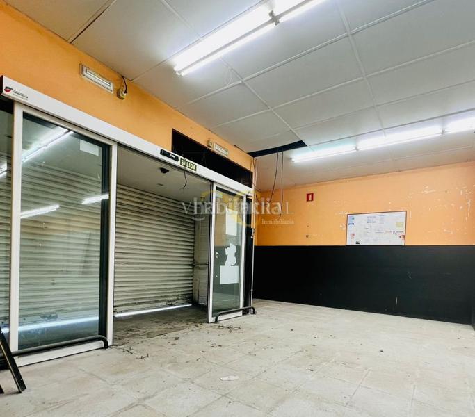 Foto ecade43d-f516-4354-bf29-6546a1ebfc8c. Rent business premise in El Natahoyo Gijón