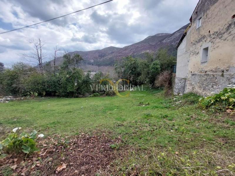 Foto fedeae84-df8c-41e9-abe7-2fea37fcc358. Residential plot in Pría-Nueva-Hontoria-Naves Llanes