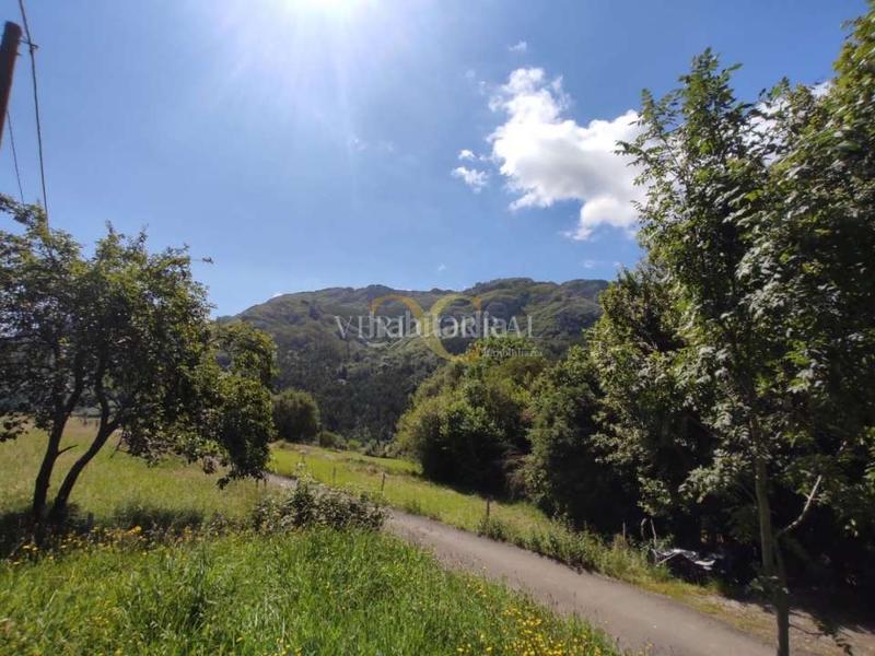 Foto 4fc29230-48eb-457c-bf35-d09863e20c5d. Residential plot in Ribadesella