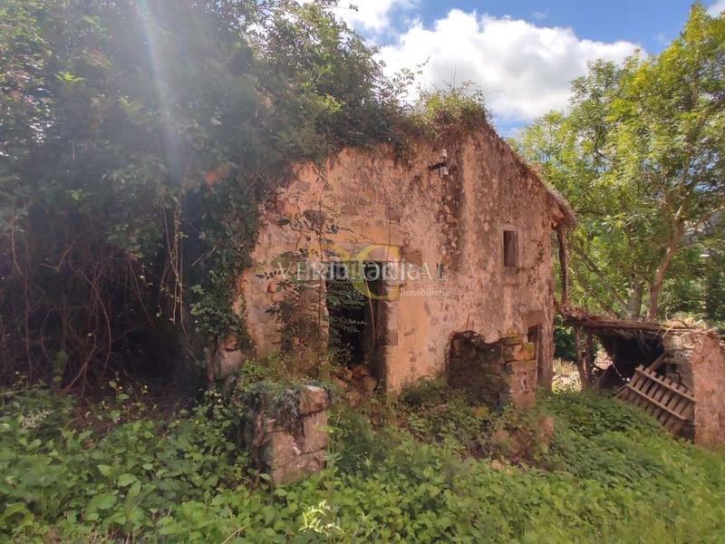 Foto dae08b2b-91f3-4473-95d4-f37554ad23c7. Residential plot in Ribadesella