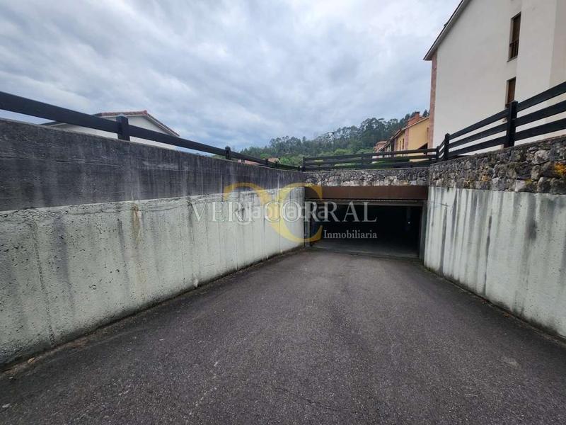 Foto 473991f1-2d61-403d-a741-fa6352dd5074. Aparcament cotxe a Posada-Barro Llanes