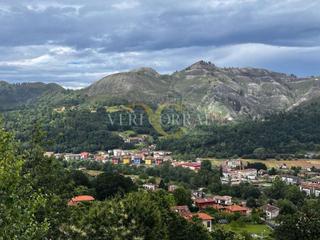 Terreno residencial  Caxidi. Terreno con vistas a cangas de onís.