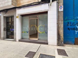 Locale commerciale  Calle adaro. Local en venta en zona laviada.