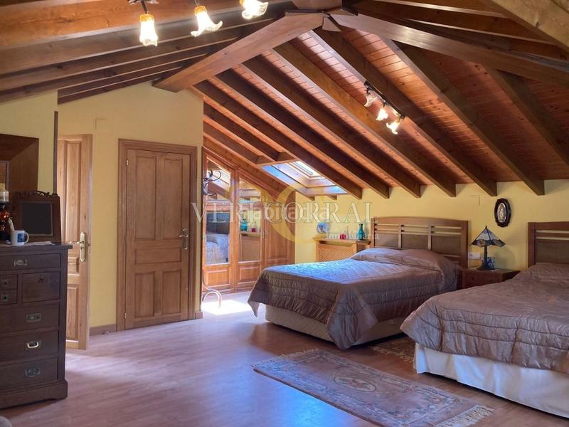 Foto 8777e870-7512-4624-a3da-b4163bd68252. Casa vivienda unifamiliar con espectaculares vistas al picu urriellu. en Cabrales