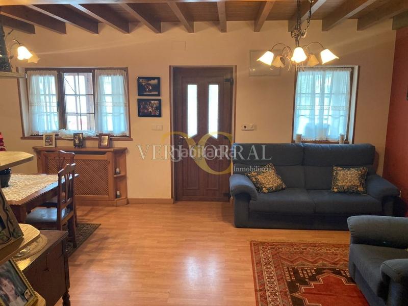 Foto d28c3a7d-9353-4b51-8190-018b70f83fda. Casa vivienda unifamiliar con espectaculares vistas al picu urriellu. en Cabrales