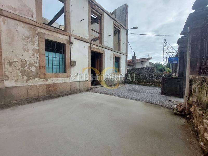 Foto 29138d81-4b8f-4ece-a190-e871f16e7d61. Casa gran casa en rehabilitación para apartamentos turísticos junto a la playa. en Llanes