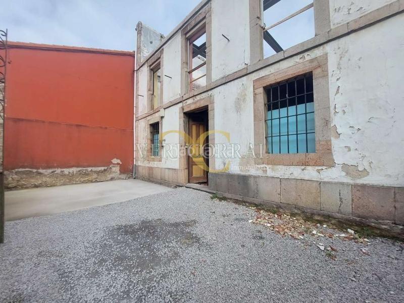 Foto 2aa0c14a-58b1-4359-b118-18d0264fdd82. Casa gran casa en rehabilitación para apartamentos turísticos junto a la playa. en Llanes