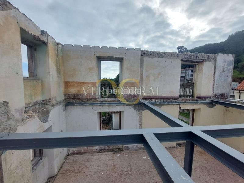 Foto 30a11398-9c25-486e-88a7-7dbba2398554. Casa gran casa en rehabilitación para apartamentos turísticos junto a la playa. en Llanes