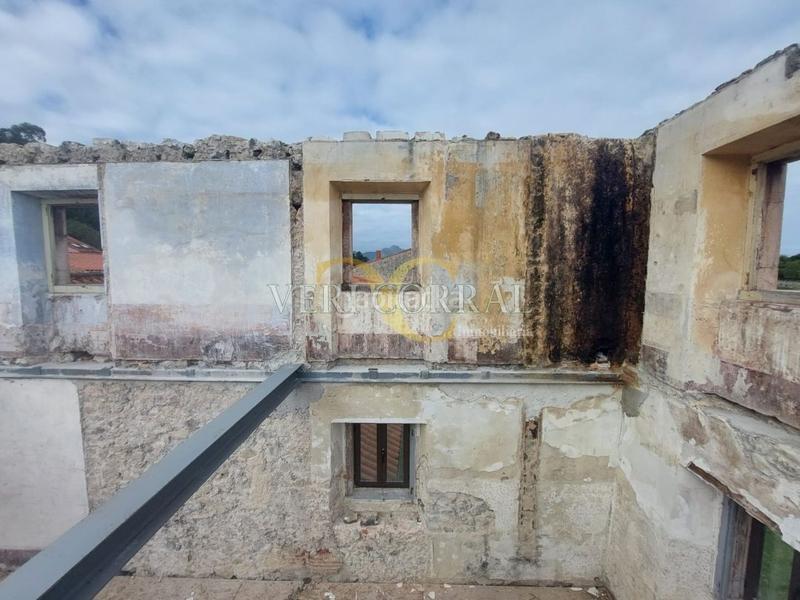 Foto 95e83106-36c3-49ad-8f3c-531306a102d4. Casa gran casa en rehabilitación para apartamentos turísticos junto a la playa. en Llanes