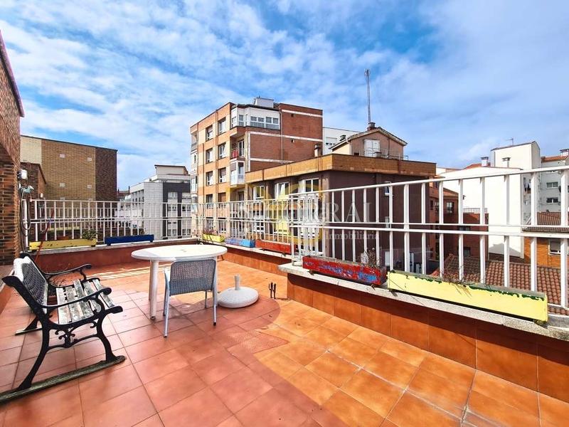 Foto fd0117df-3b45-49fe-9099-2445395e3796. Appartamento con riscaldamento in Centro Gijón