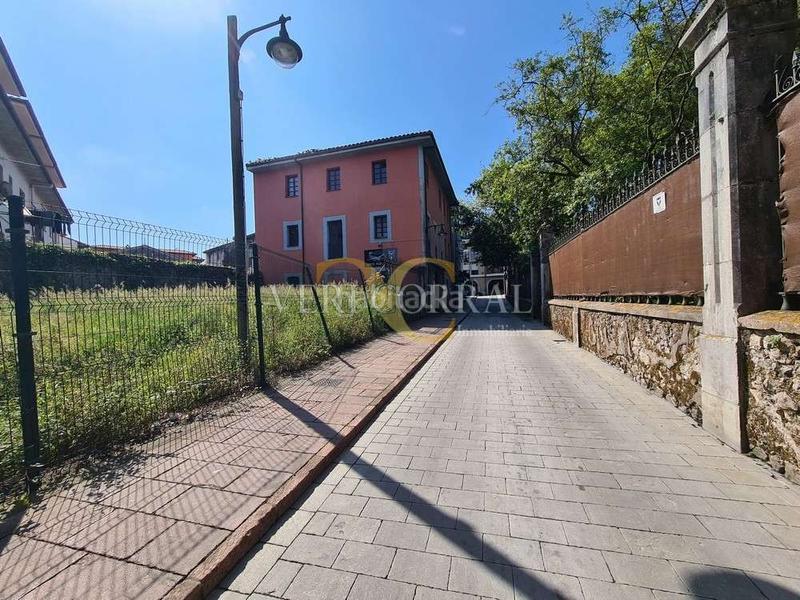 Foto e456fe83-a3d3-4150-bbab-5ff905b39f21. Terreny residencial a Llanes pueblo Llanes