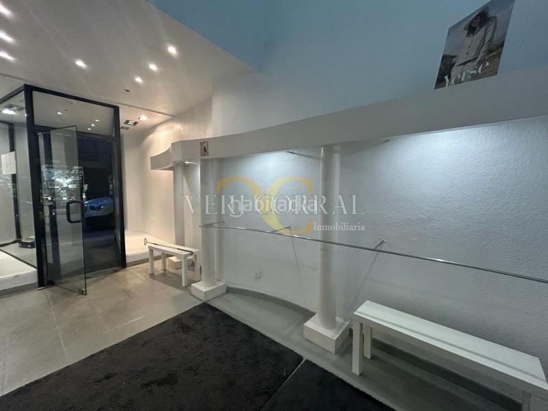 Foto fa0b21ea-1bc9-4e36-b236-e01f49fbc6d4. Alquiler local comercial magnífico local en marqués de pidal. en Oviedo