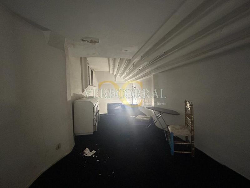 Foto 01ba4636-deeb-480d-a534-e15aeff687b8. Location local commercial dans Parque San Francisco - Uría Oviedo