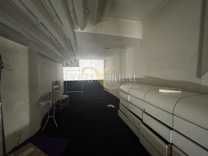 Foto 3d470351-d386-4857-acb6-985275820c0c. Location local commercial dans Parque San Francisco - Uría Oviedo