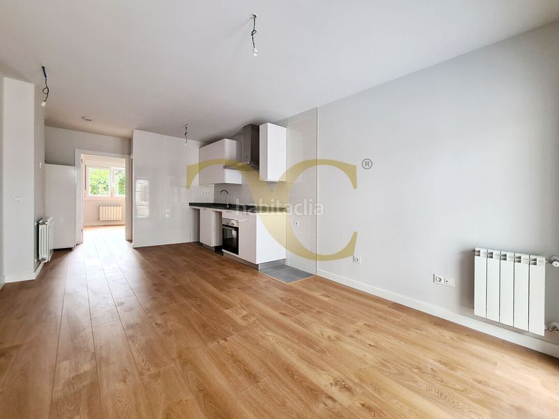 Foto f99ea666-f25c-4138-ae8d-b0c06fcd432f. Apartament amb calefacció aparcament a Tremañes Gijón