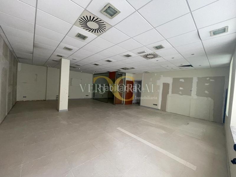 Foto 237d958f-26d5-4631-b392-125156c55abb. Rent business premise in Buenavista Oviedo