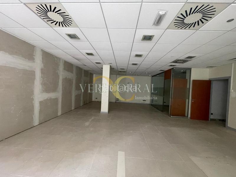 Foto c778deee-7dca-4849-8fb1-9d8c7a44ab35. Rent business premise in Buenavista Oviedo